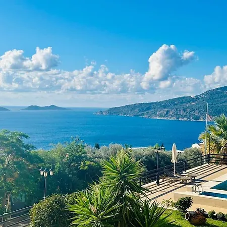 Q's Terrace Seaview @kalkan Antalya Appartamento